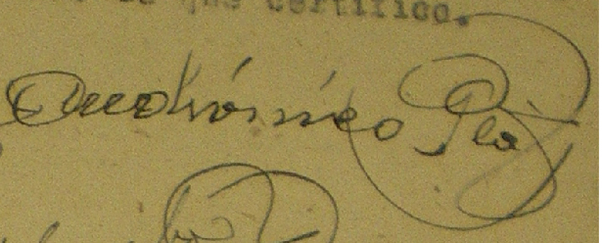 2ª Signatura: És del dia 12 de maig, l’anterior al judici, compareix davant el Jutje i Secretari, assistit pel defensor per notificar-li el nom dels senyors components del Consell que han de veure i fallar la causa, fent lectura íntegra de l’ordre de la Plaça