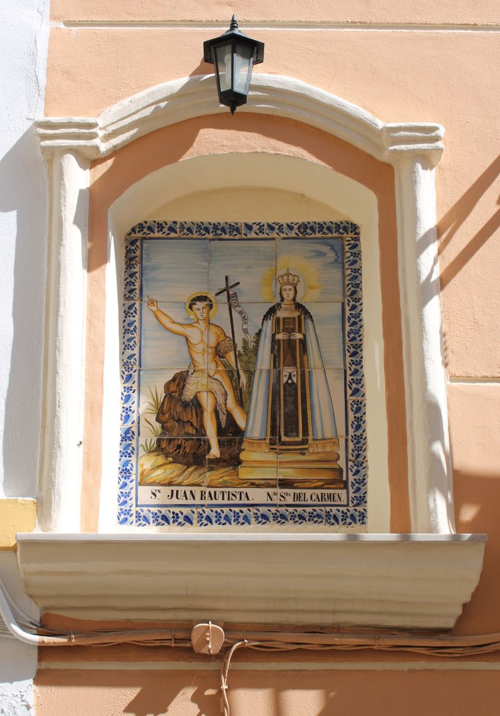 San Juan Bautista y la Virgen del Carmen. Panel cerámico, siglo XVIII-XIX
