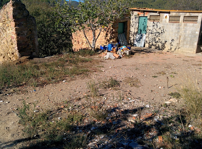 Era nº 2: Ubicació 39.893-0.26 (Era Radín). Recuperable i visitable; pallisses desfetes