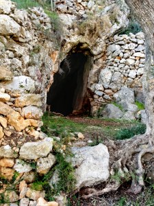 Cova del Tronc. 39°53'15.5